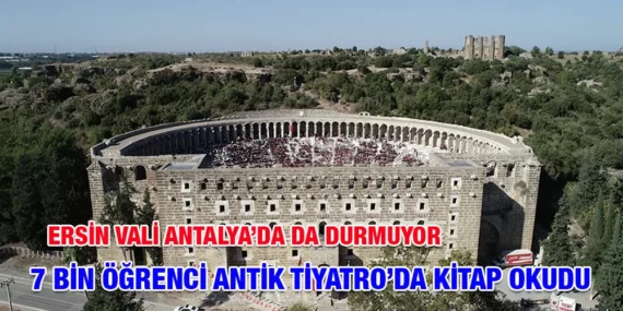 ANTİK TİYATRO’DA 7 BİN ÖĞRENCİ KİTAP OKUDU