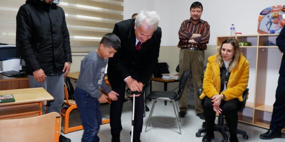 Başkan Güney’den Özel Çocuklara Özel Hediye!