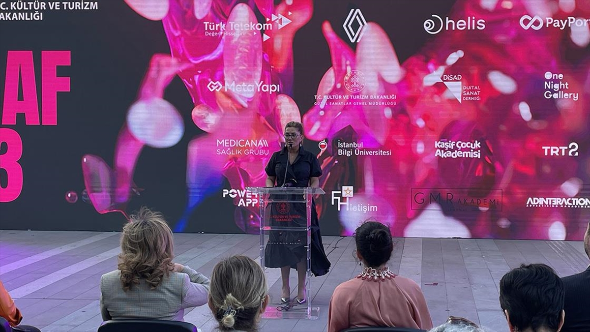 3-istanbul-dijital-sanat-festivalinin-acilisi-akmde-yapildi-mJjY5S4K.jpg