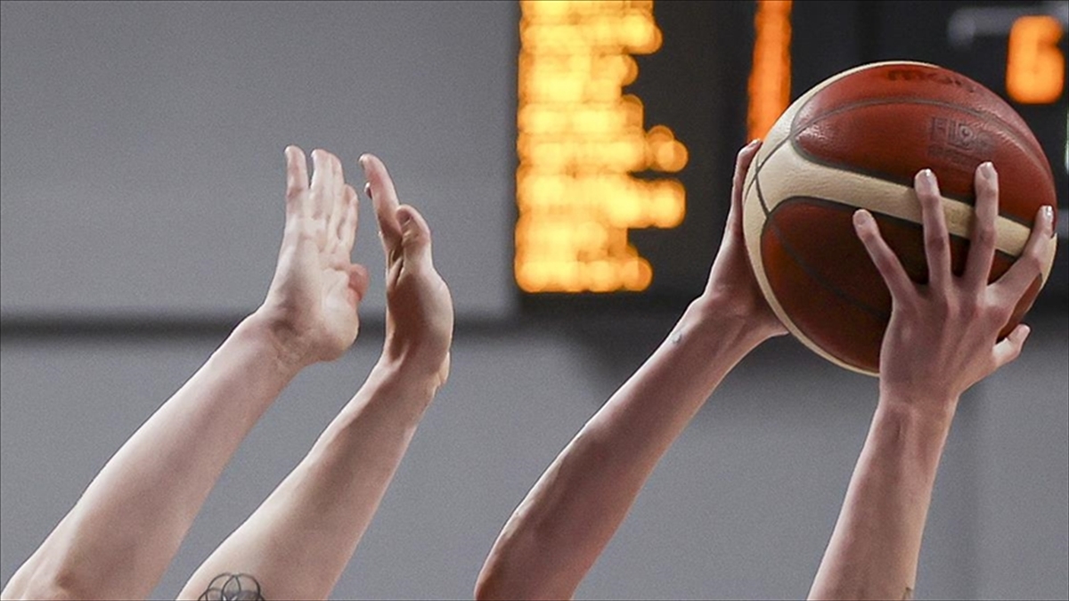 a-milli-kadin-basketbol-takimi-fiba-2023-avrupa-sampiyonasina-veda-etti-cGxlRgBj.jpg