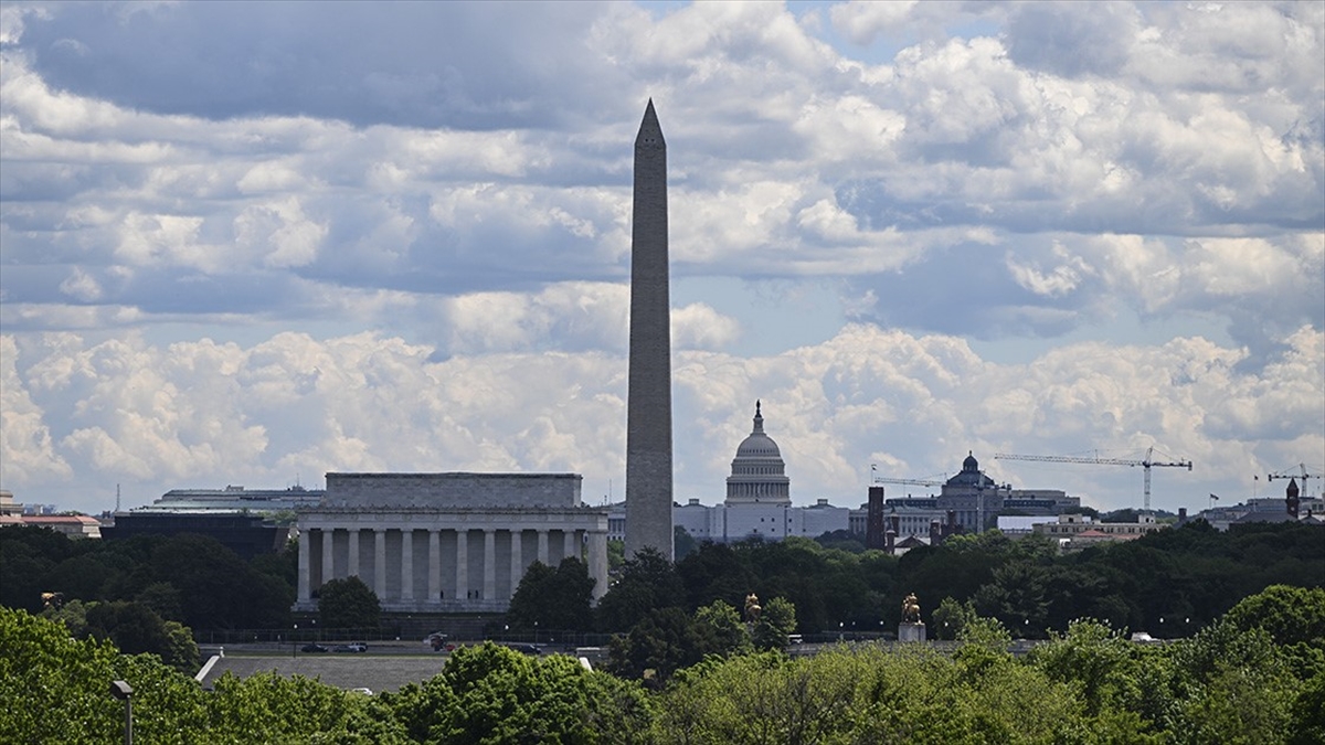 abdnin-baskenti-washingtonda-duyulan-patlama-sesi-panige-neden-oldu-AUICG2Sq.jpg
