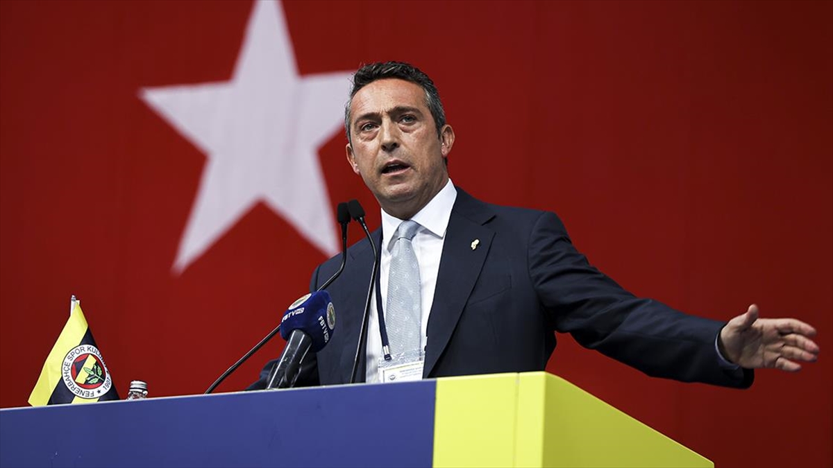 ali-koc-yeni-sezonda-turk-bir-hocayla-calismayi-dusunduklerini-soyledi-qtP2DG7W.jpg