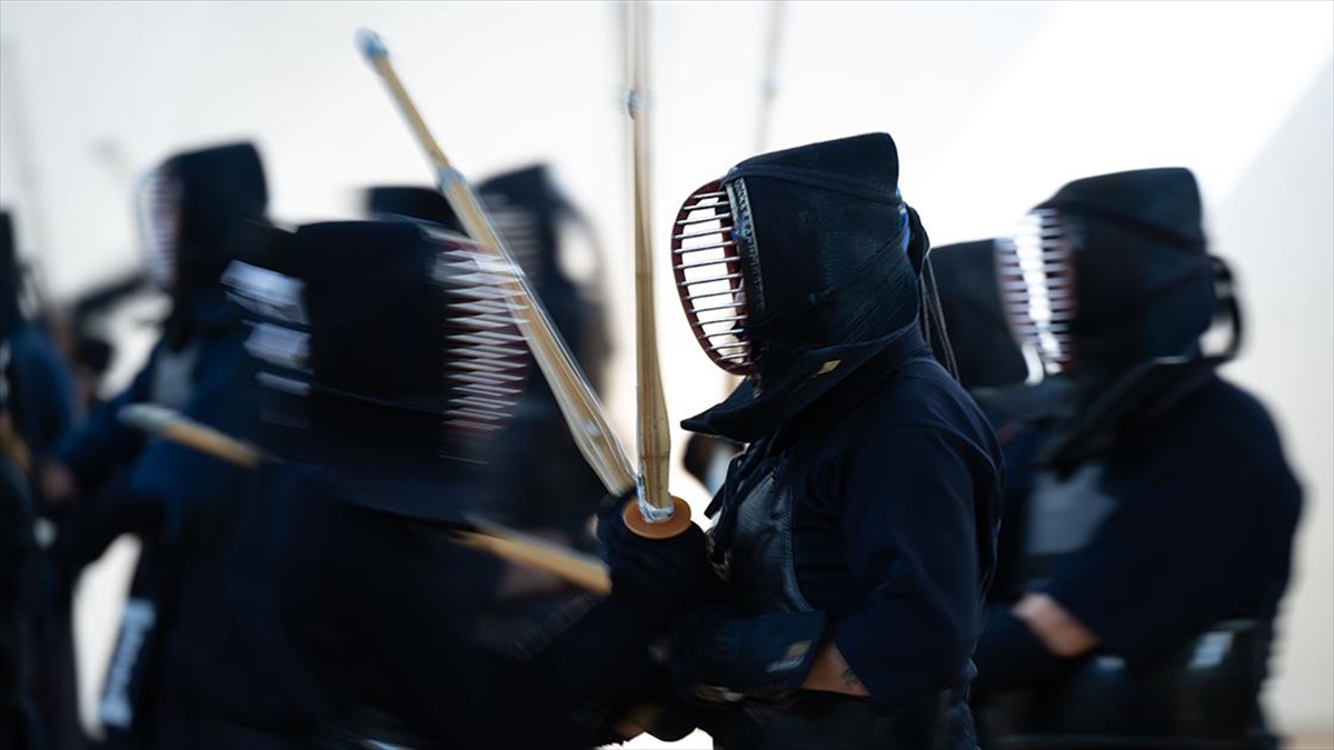 ankara-kendo-ve-iaido-dernegi-uyeleri-kilic-kullanma-sanati-kendoyu-tanitiyor-1g17g32G.jpg