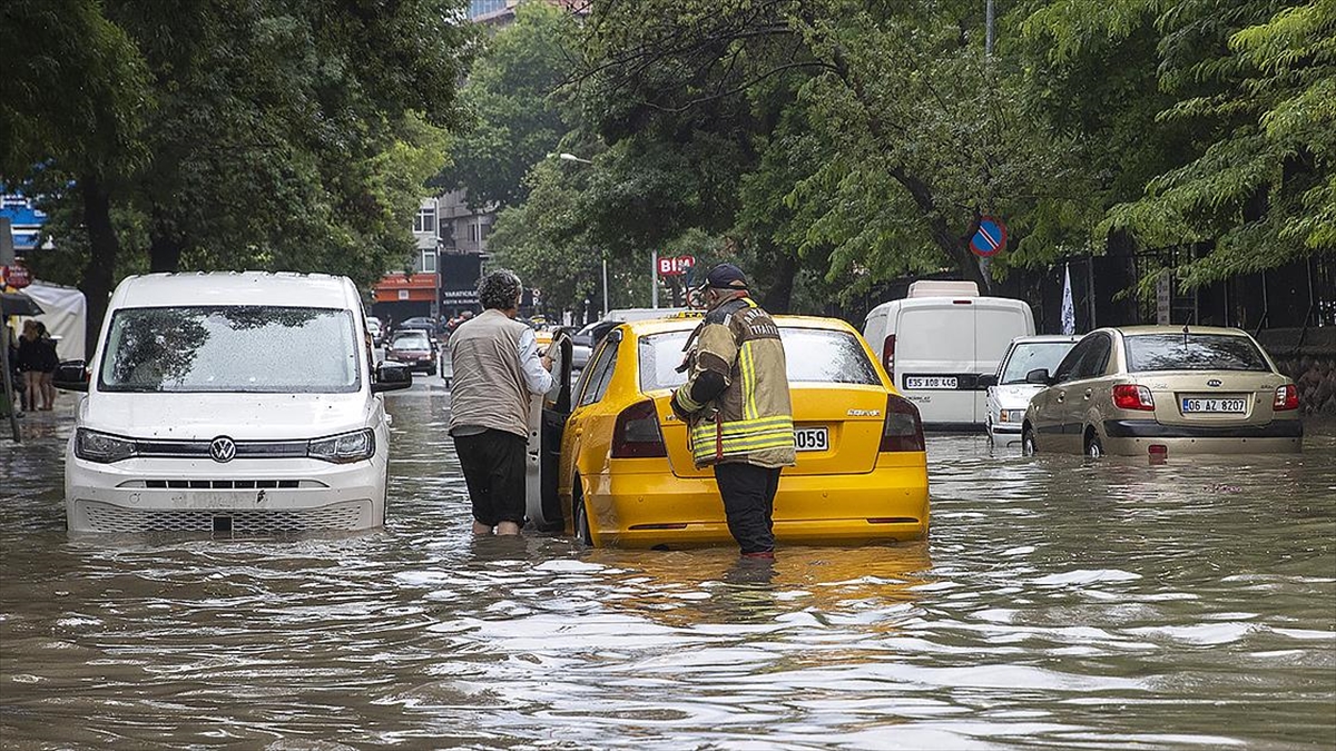 ankara-valiliginden-kuvvetli-saganak-uyarisi-yW5MXx3h.jpg