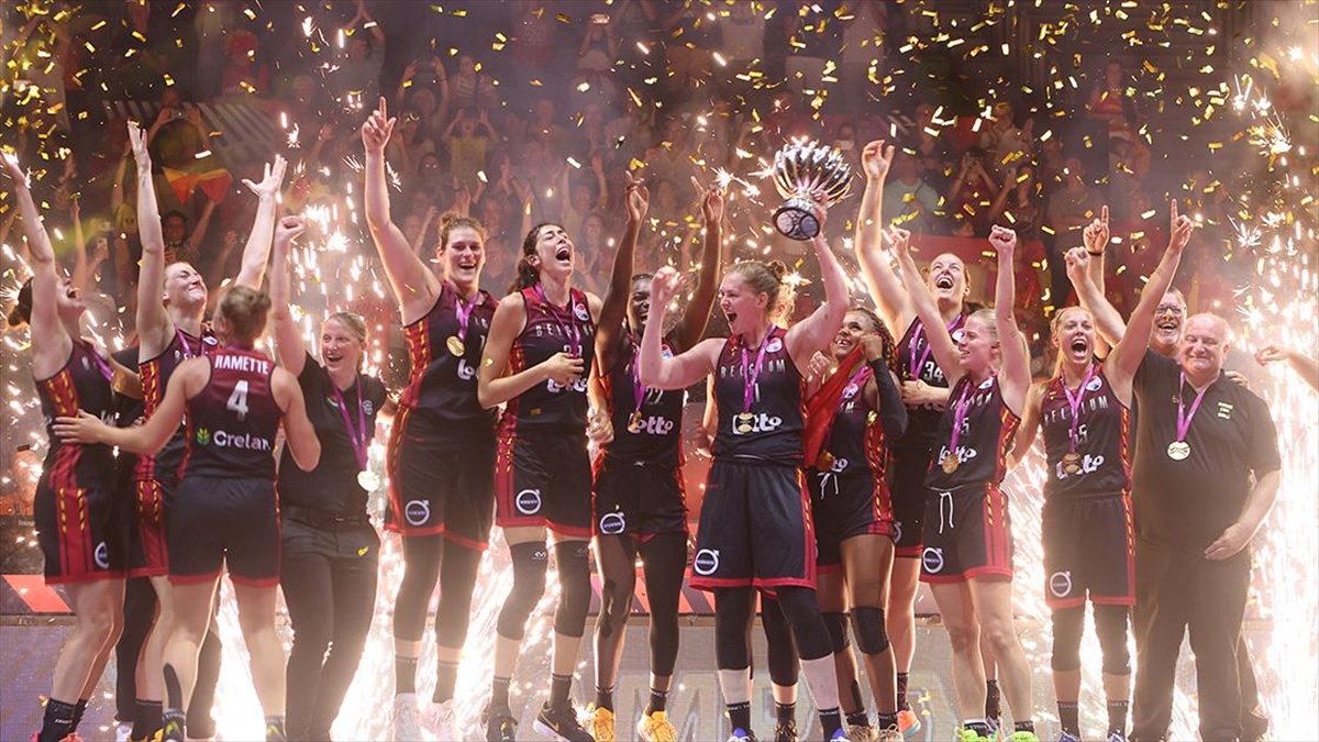 avrupa-kadinlar-basketbol-sampiyonasinda-belcika-tarihinde-ilk-kez-kupayi-kazandi-l12YKytk.jpg
