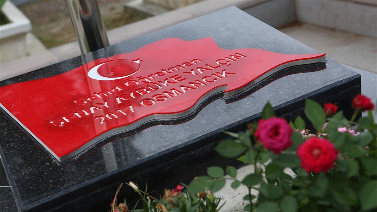 aybuke-ogretmenin-katledilmesinin-uzerinden-6-yil-gecti-sPwfLZFz.jpg