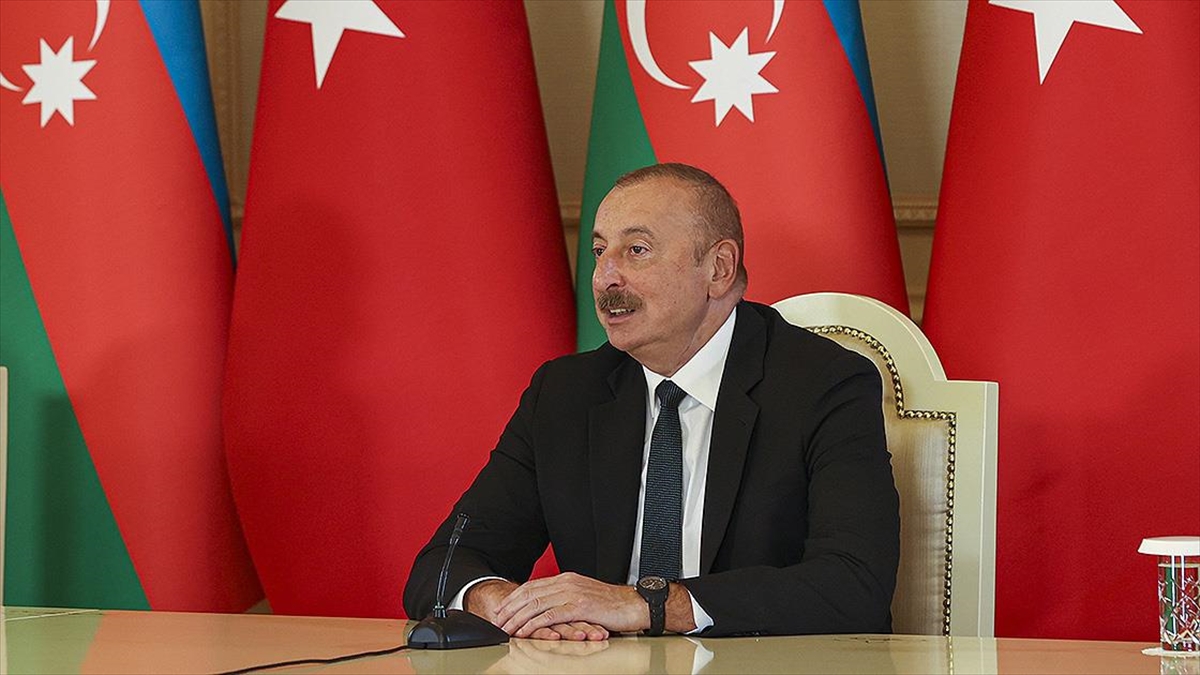 azerbaycan-cumhurbaskani-aliyev-turkiye-ve-azerbaycan-dis-politikada-bundan-sonra-da-ortak-tutum-sergileyecek-Mupp6Hun.jpg