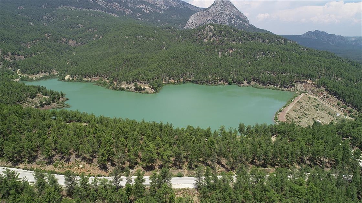 bahar-yagislari-antalya-tarimina-yazin-can-suyu-olacak-GWKfiDNN.jpg