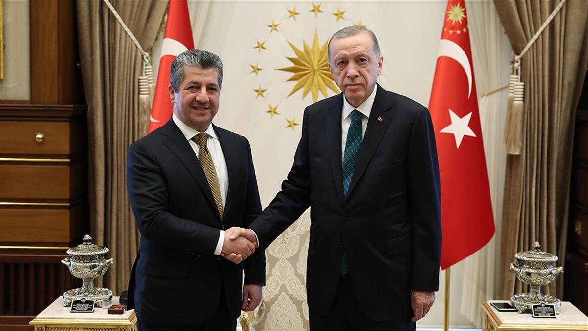 cumhurbaskani-erdogan-ikby-basbakani-mesrur-barzaniyi-kabul-etti-U1fBDQwO.jpg