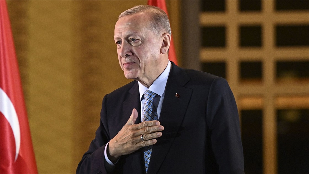cumhurbaskani-erdogan-tendurek-us-bolgesindeki-jandarmalarin-kurban-bayramini-kutladi-OubPtN5l.jpg