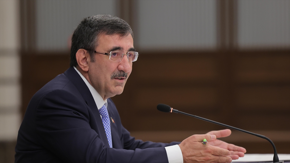 cumhurbaskani-yardimcisi-yilmaz-doviz-kazandirici-faaliyetleri-gelistirdikce-kur-daha-saglikli-bir-zemine-kavusacak-yQsPTQIc.jpg