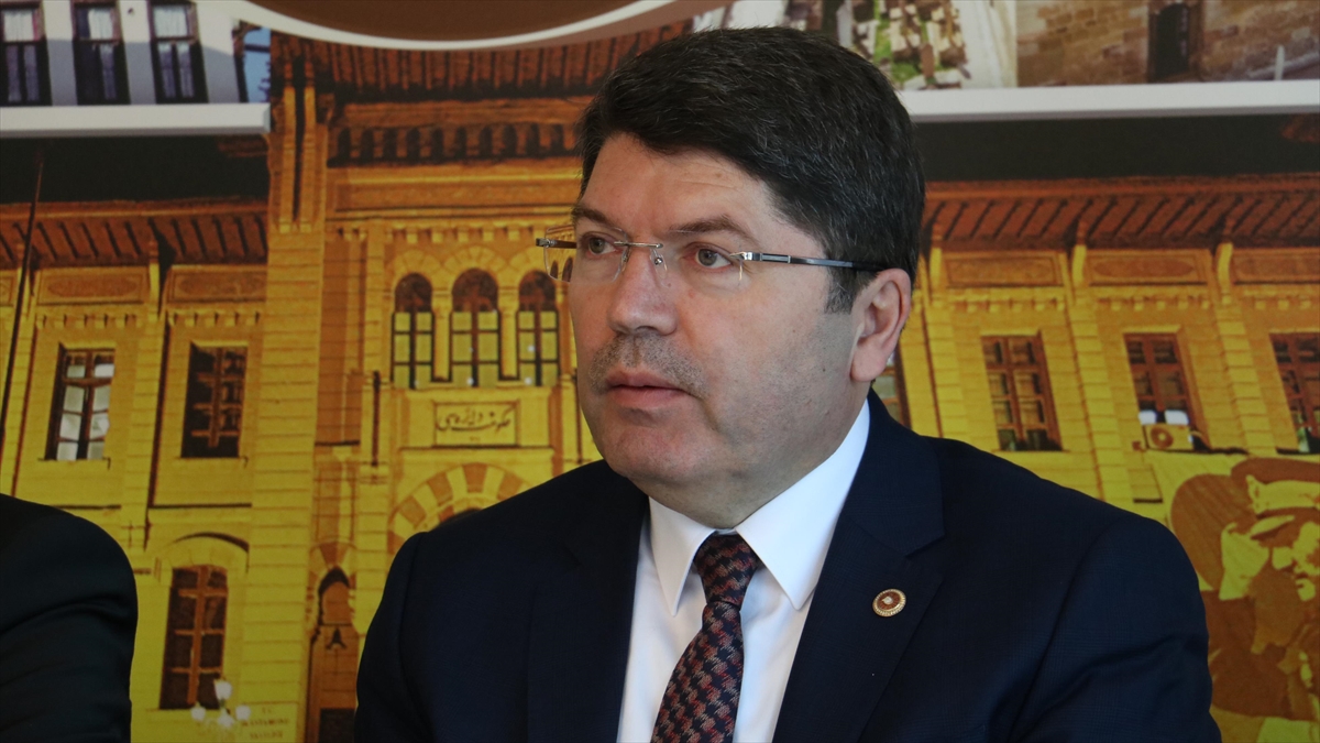 cumhurbaskanligi-kabinesinin-yeni-adalet-bakani-yilmaz-tunc-oldu-QcCCwwYT.jpg