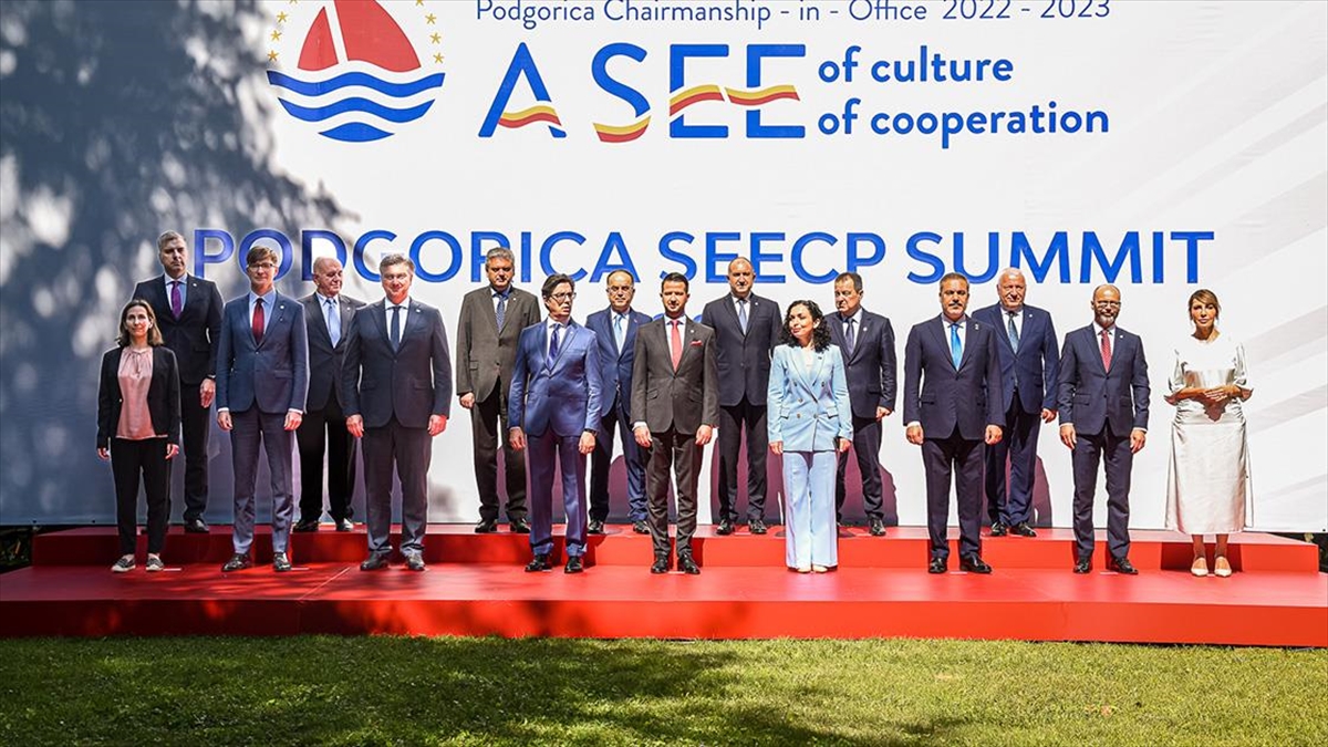 disisleri-bakani-fidan-karadagda-gdau-zirvesine-katildi-EJsWqE3E.jpg