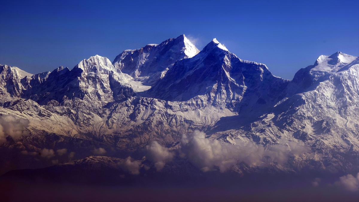 everest-dagindaki-dagci-olumleri-son-yillarin-en-yuksek-seviyesine-ulasti-l7XlhfNq.jpg