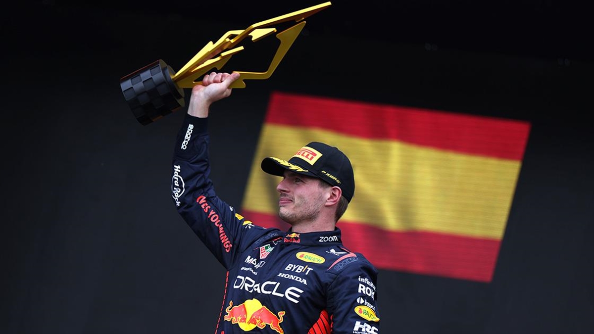 f1-kanada-grand-prixsini-verstappen-kazandi-XVG2hByR.jpg