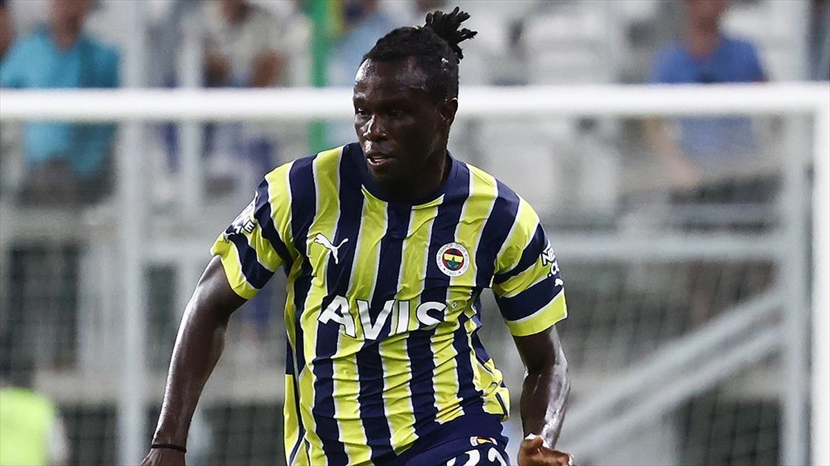 fenerbahce-brumanin-transferi-icin-braga-ile-anlasti-xOc2rxJb.jpg