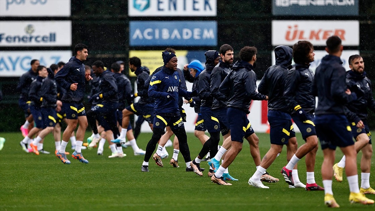 fenerbahcenin-turkiye-kupasi-final-maci-kamp-kadrosu-belli-oldu-q7GSFvWi.jpg