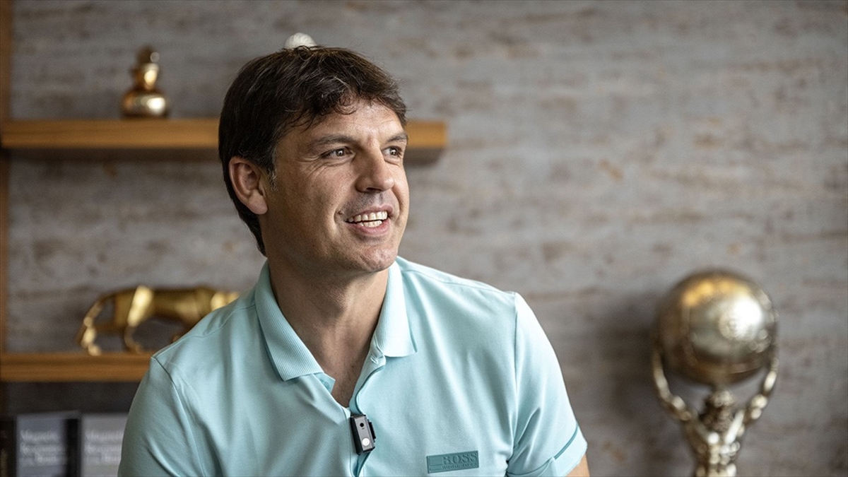 fernando-morientes-teknik-direktor-olarak-turkiyede-calismaya-sicak-bakiyor-vuvgP3qM.jpg