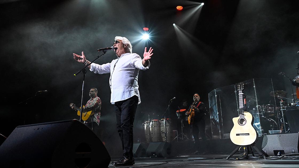 gipsy-kings-istanbulda-konser-verdi-RSjfCJFW.jpg