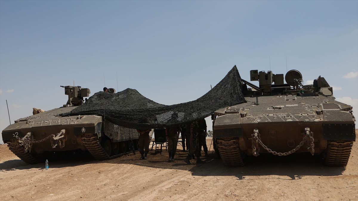 israilli-komutandan-cok-cepheli-savasa-hazirlaniyoruz-aciklamasi-pzlXkwfS.jpg