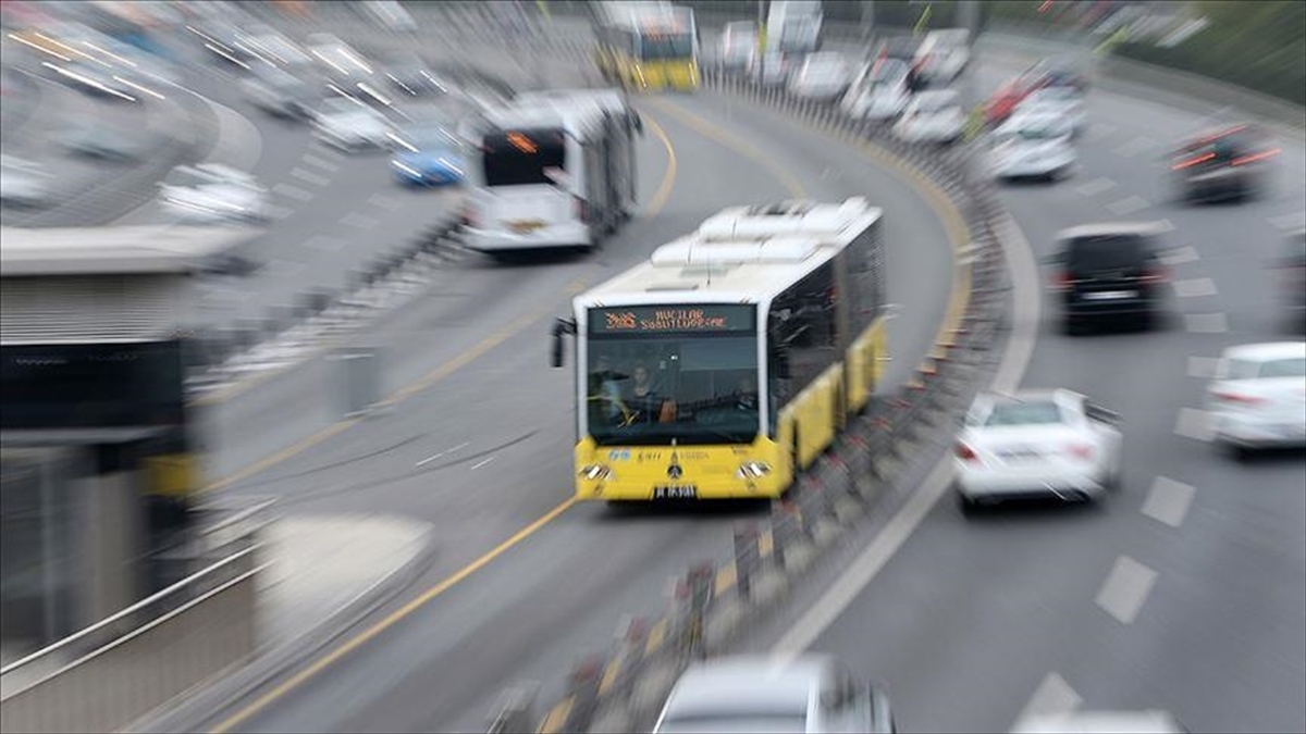 istanbul-iett-otobuslerindeki-ariza-bir-yilda-yuzde-60a-yakin-artti-gmtXzlDy.jpg
