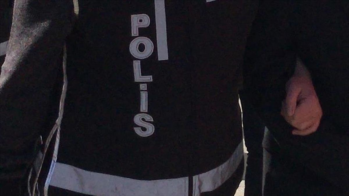 istanbul-merkezli-feto-operasyonunda-28-supheli-yakalandi-sYgzQzWa.jpg