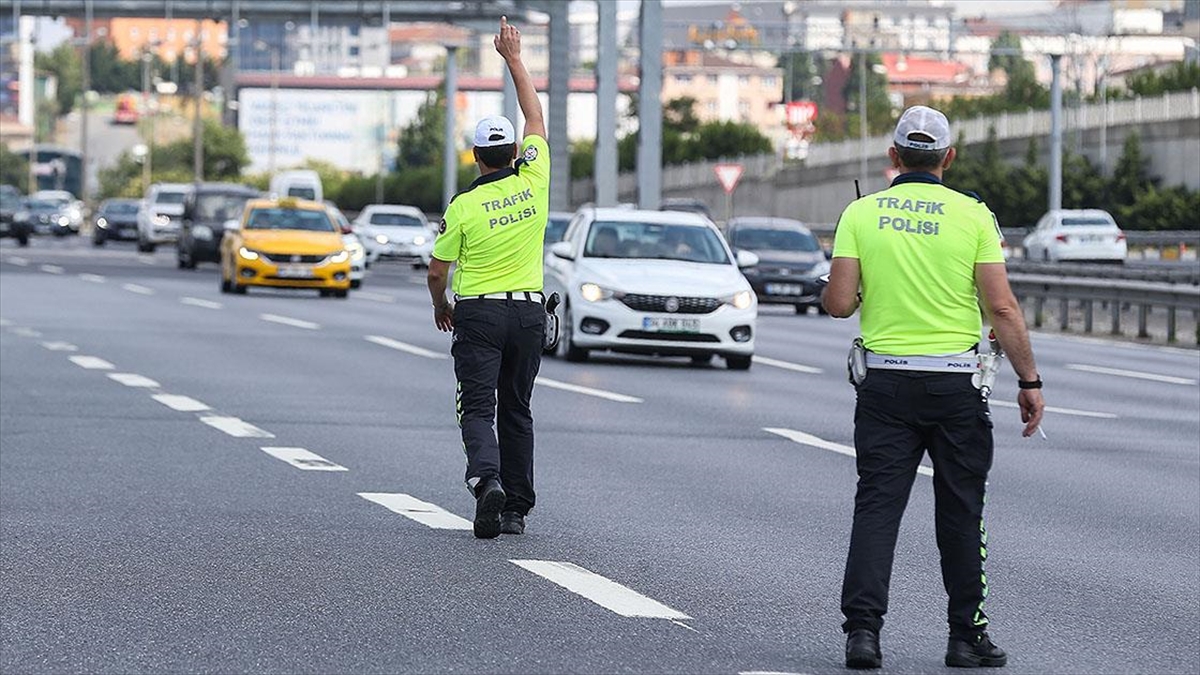 istanbulda-sampiyonlar-ligi-finali-icin-bazi-yollar-trafige-kapatilacak-8chYZWpO.jpg