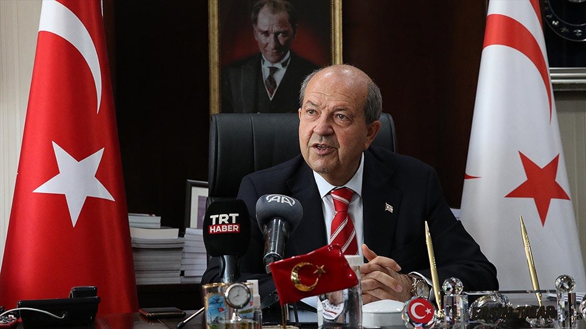 kktc-cumhurbaskani-tatar-cumhurbaskani-erdoganin-ilk-yurt-disi-ziyaretini-kktcye-yapacak-olmasi-buyuk-onem-tasiyor-LZzWlBeB.jpg