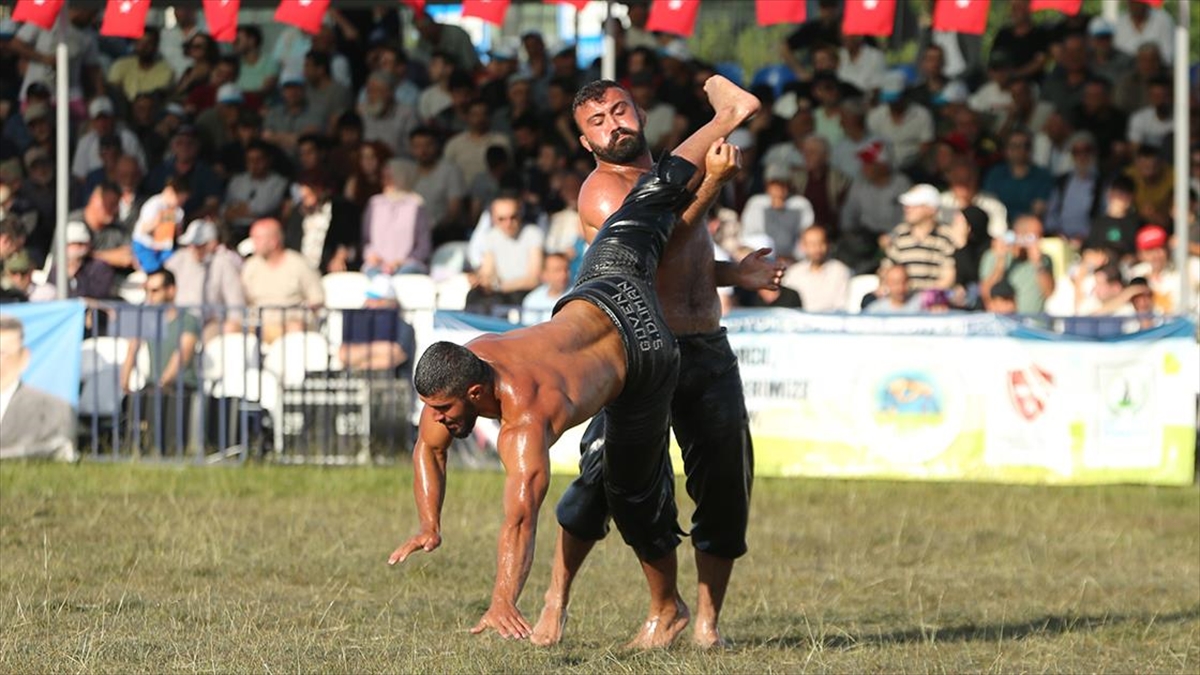 kocaelideki-gureslerin-kardes-finalistleri-tarihi-kirkpinarda-da-final-gormek-istiyor-zpHU7A2A.jpg