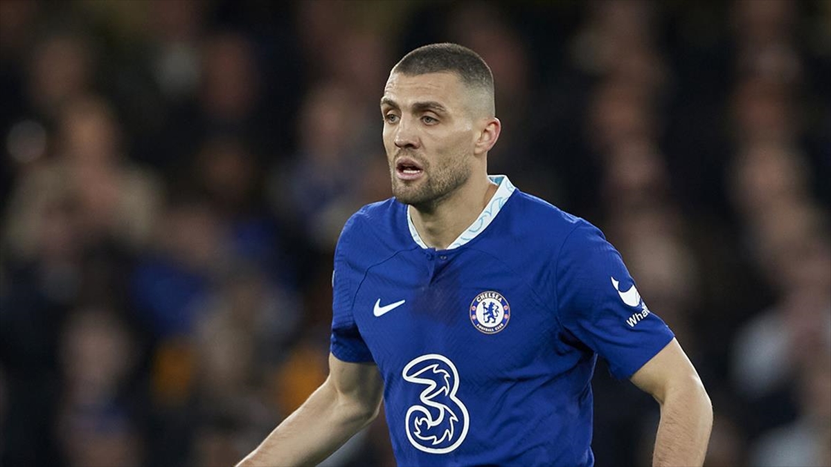 manchester-city-hirvat-futbolcu-kovacici-renklerine-bagladi-h5mlWR1L.jpg