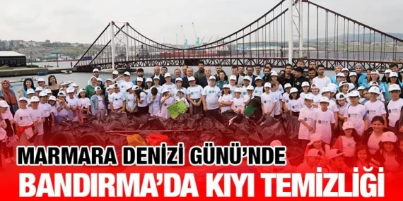 BANDIRMA’DA GENİŞ ÇAPLI KIYI TEMİZLİĞİ YAPILDI