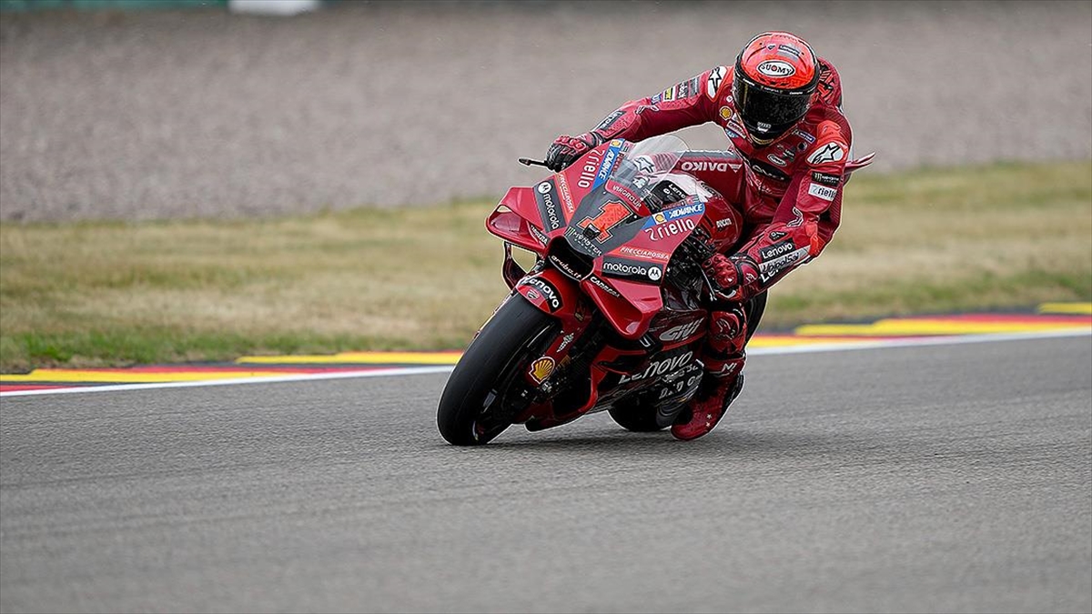 motogp-hollanda-grand-prixsini-bagnaia-kazandi-wf4VIynG.jpg