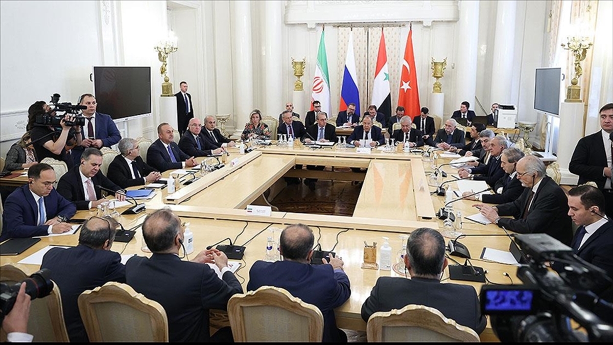 rusya-astana-formati-calismaya-devam-edecek-sadece-gorusmeler-icin-yeni-yer-aranacak-FB15GLaq.jpg
