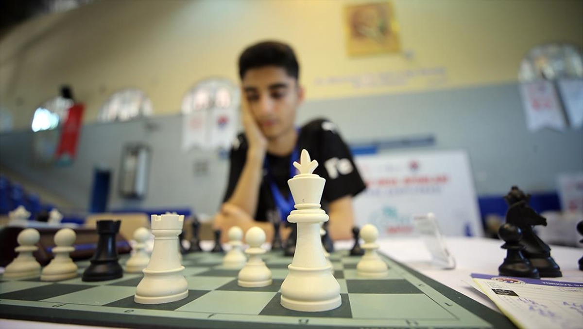 satrancta-sporcu-sayisini-hizla-artiran-turkiye-uluslararasi-hedeflere-odaklandi-447EbnLA.jpg