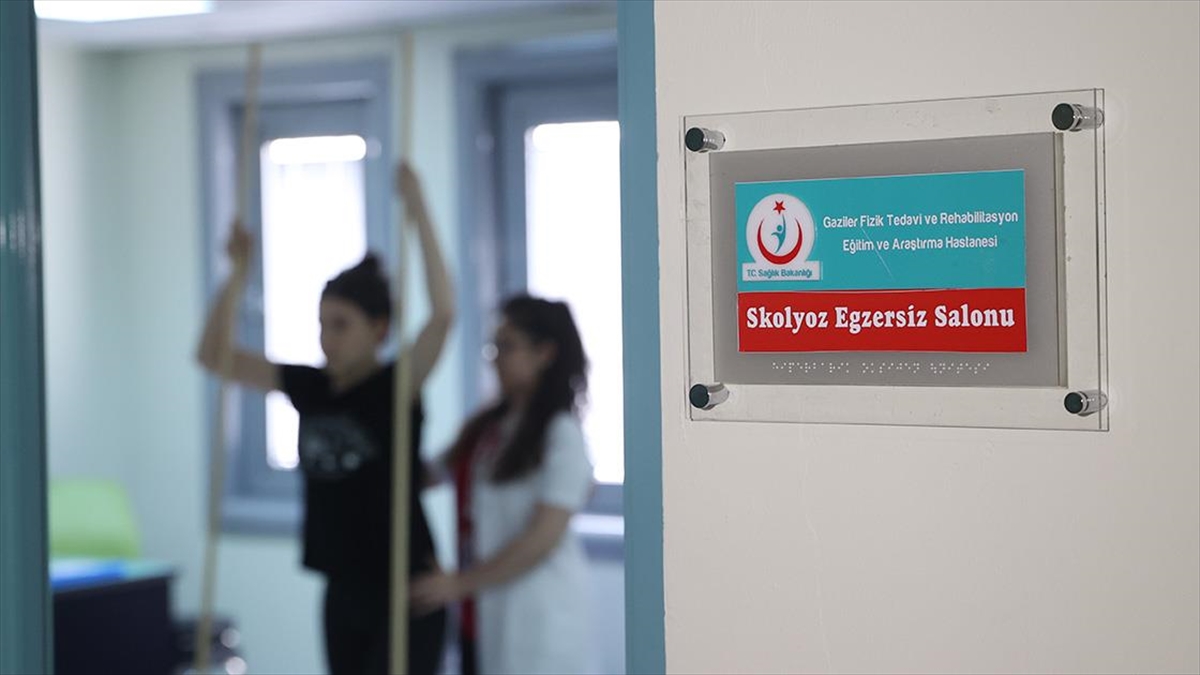 skolyoz-hastalari-icin-omurga-egriligi-tedavi-unitesi-acildi-rBdQ3gIM.jpg