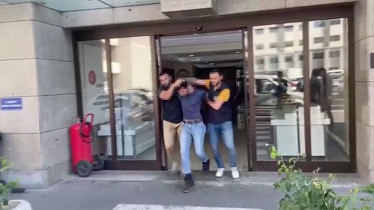 sosyal-medyada-paylastigi-video-tepki-ceken-pati-koruyuculari-uyesi-gozaltina-alindi-5Rrv47Ia.jpg
