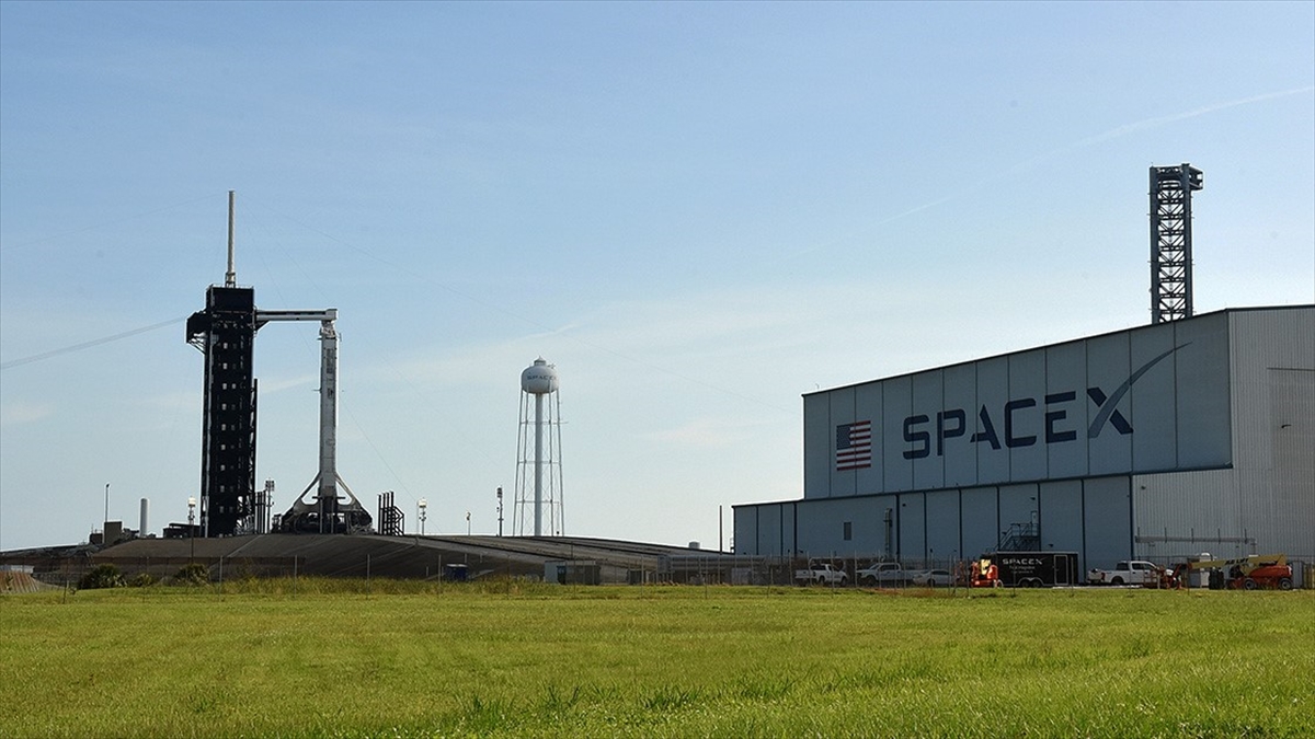 spacex-uzaya-52-starlink-uydusu-firlatti-BGsCarsy.jpg