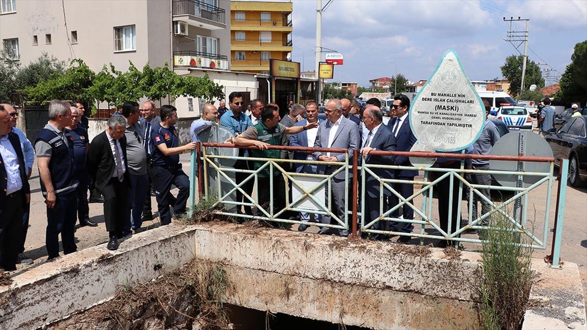 su-baskinlarinin-yasandigi-akhisarda-hasar-tespit-calismalari-suruyor-PaeeYhrY.jpg