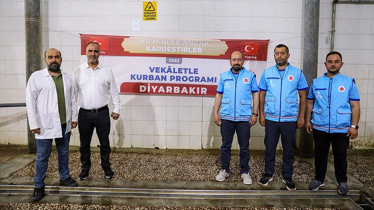 tdv-diyarbakirda-kesilecek-14-bin-hisse-kurban-etini-ihtiyac-sahiplerine-ulastiracak-HP5s4uJW.jpg