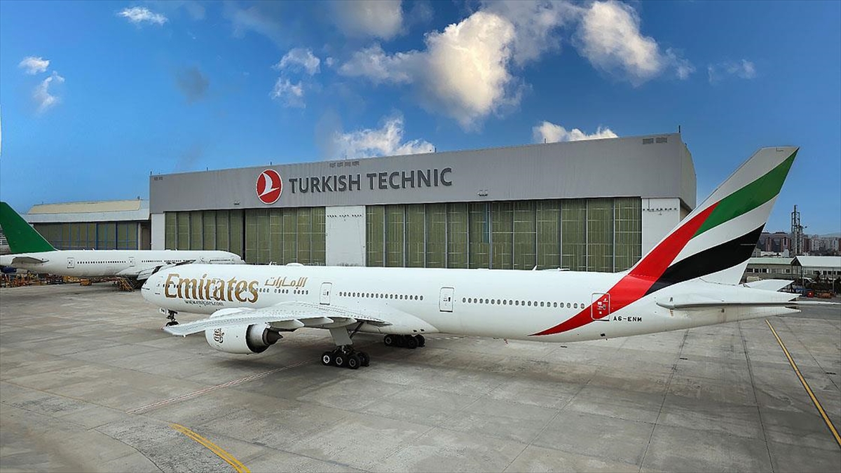 thy-teknik-as-emirates-ile-17-ucaklik-bakim-anlasmasi-imzaladi-Ebd3CzEf.jpg