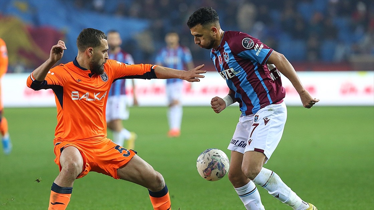 trabzonspor-basaksehire-konuk-olacak-8fHgIbOi.jpg
