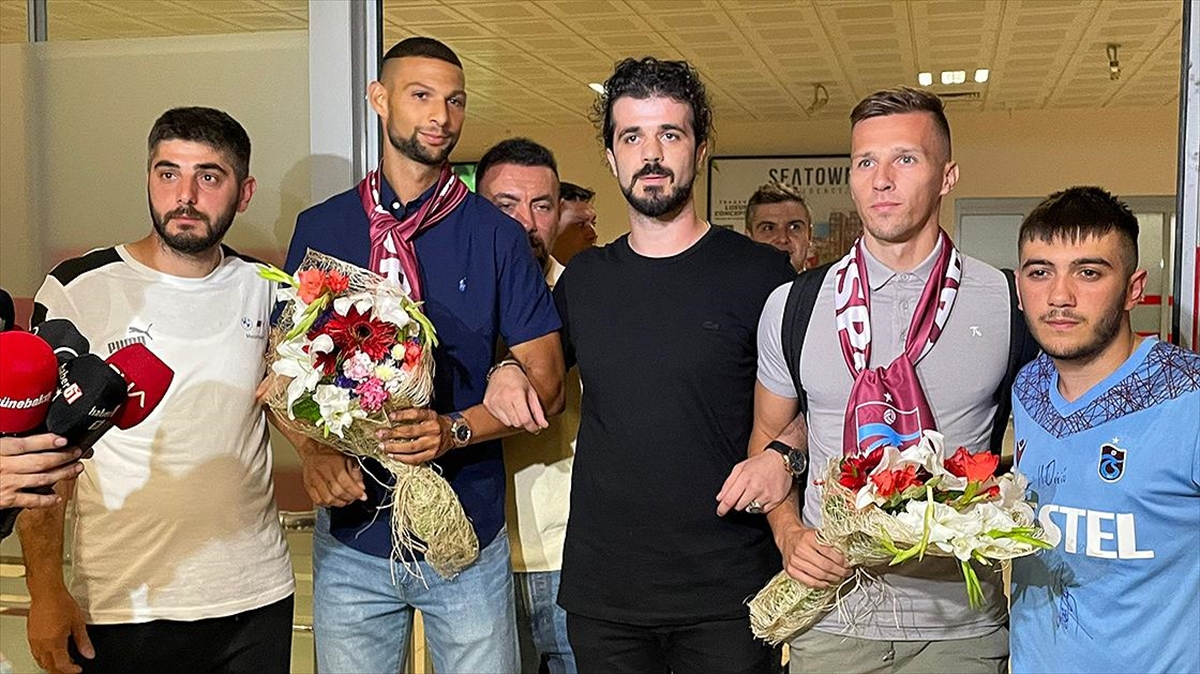 trabzonsporun-transfer-gorusmesi-yaptigi-orsic-ile-joaquin-fernandez-trabzona-geldi-aItkaIV2.jpg