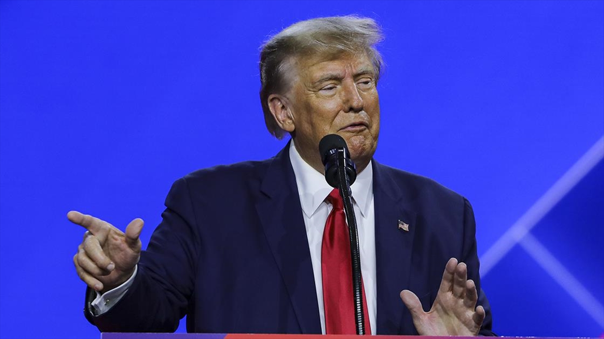 trump-acik-oturumda-gizli-belgelerle-ilgili-her-seyi-dogru-yaptigini-savundu-KLJUgXKC.jpg