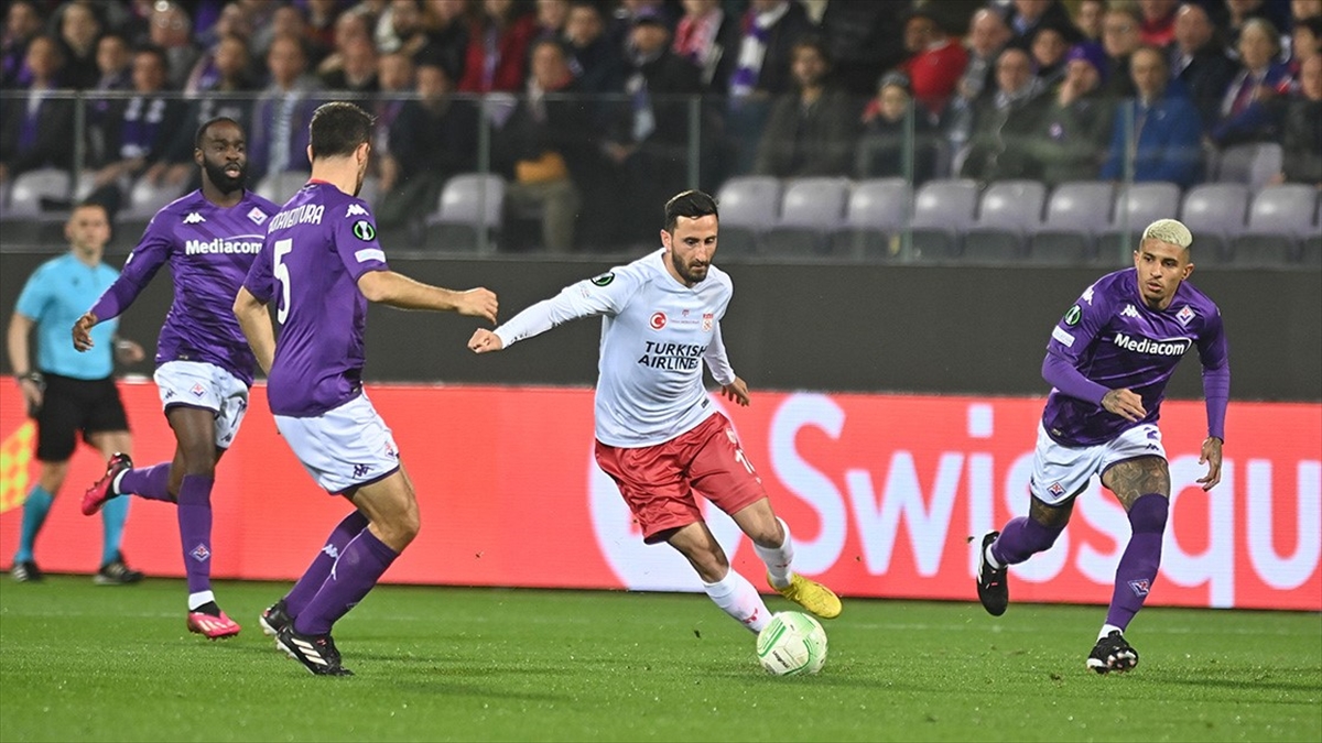 uefa-avrupa-konferans-liginde-sezonun-golu-erdogan-yesilyurttan-wL3yrYZ9.jpg
