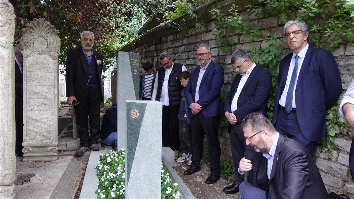 yazar-ve-sair-mevlana-idris-zengin-kabri-basinda-anildi-b21eQJXG.jpg