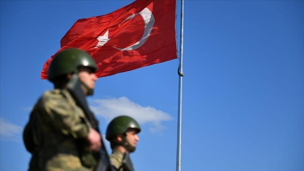 yunanistan-ve-suriye-sinirinda-14u-teror-orgutu-mensubu-32-kisi-yakalandi-WaeMBWUy.jpg