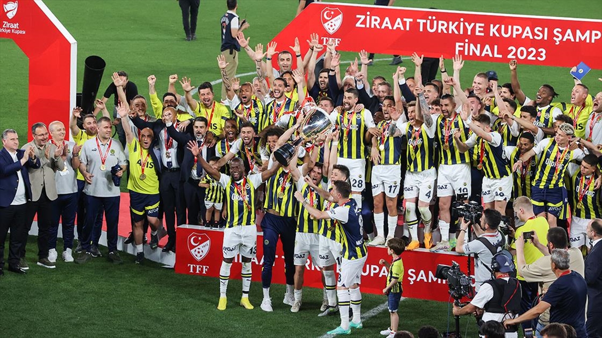 ziraat-turkiye-kupasi-fenerbahcenin-KQiSwGR8.jpg