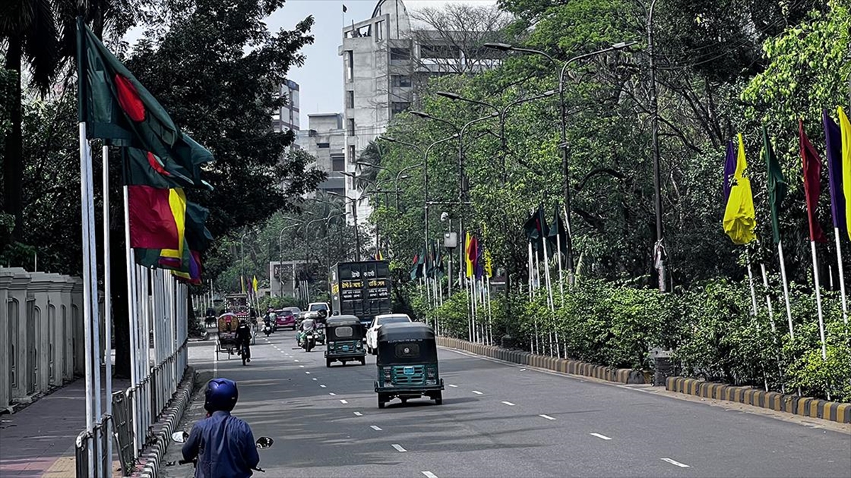 bangladeste-50-milyondan-fazla-vatandasin-kisisel-verileri-sizdirildi-LyPKlt5f.jpg
