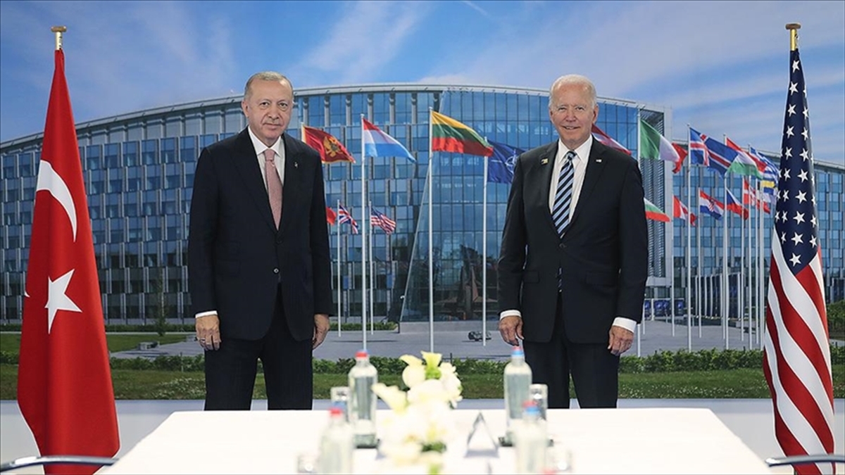 cumhurbaskani-erdogan-ile-abd-baskani-biden-telefonda-gorustu-Wl1O2UwO.jpg