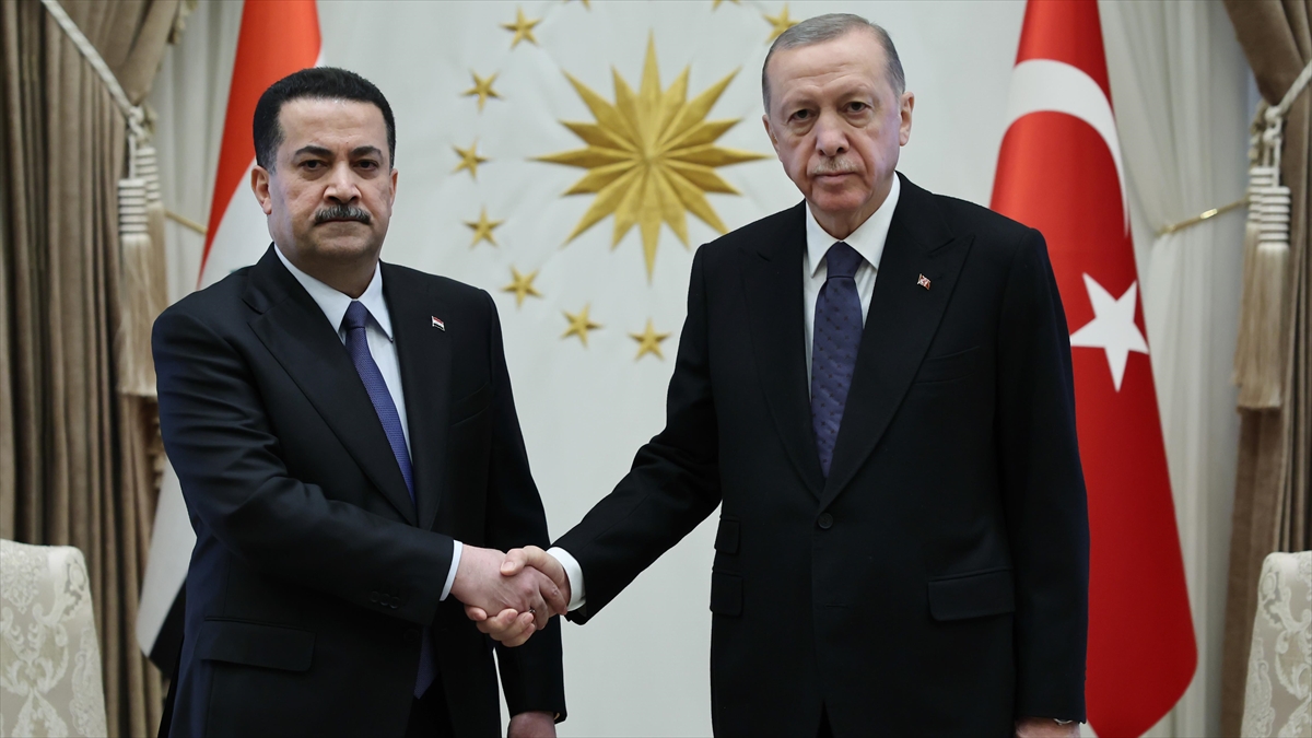 cumhurbaskani-erdogan-irak-basbakani-muhammed-siya-es-sudani-ile-telefonla-gorustu-h1xpbV3y.jpg